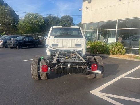 New 2026 Ford F550 4x4 Regular Cab Super Duty image 6