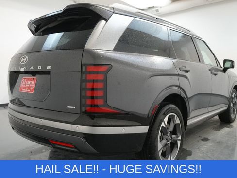 Used 2026 Hyundai Palisade Limited AWD/4WD image 10