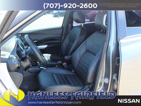 Used 2020 Nissan Kicks SR w/ SR Premium Package FWD image 12