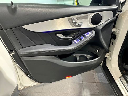 Certified 2022 Mercedes-Benz GLC 300 4MATIC image 8