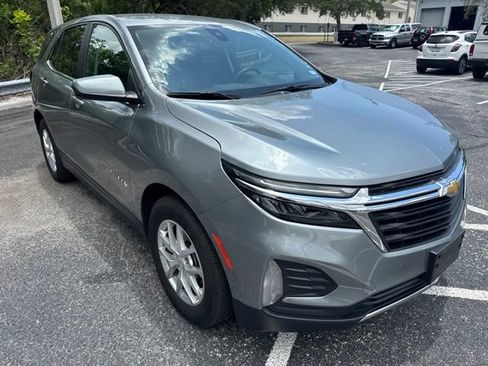 Used 2024 Chevrolet Equinox LT FWD image 3