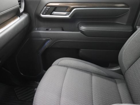 Used 2024 Chevrolet Silverado 2500 LT w/ All Star Edition AWD/4WD image 13