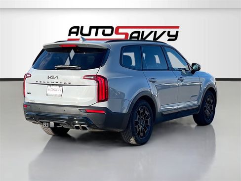 Used 2022 Kia Telluride SX w/ SX Prestige Package image 7