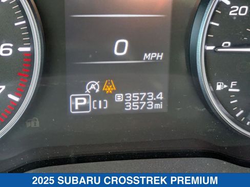 Certified 2025 Subaru Crosstrek 2.0i Premium image 18