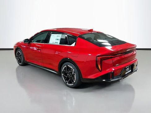 New 2025 Kia K4 GT-Line image 5