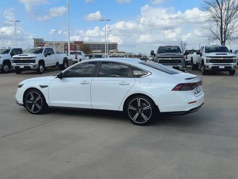 Used 2024 Honda Accord Sport image 7