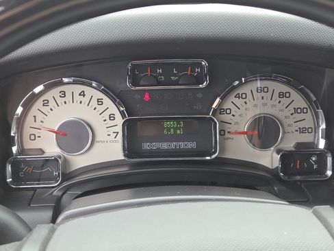 Used 2014 Ford Expedition EL Limited AWD/4WD image 27