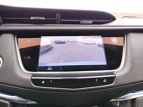 Used 2023 Cadillac XT5 Premium Luxury image 45