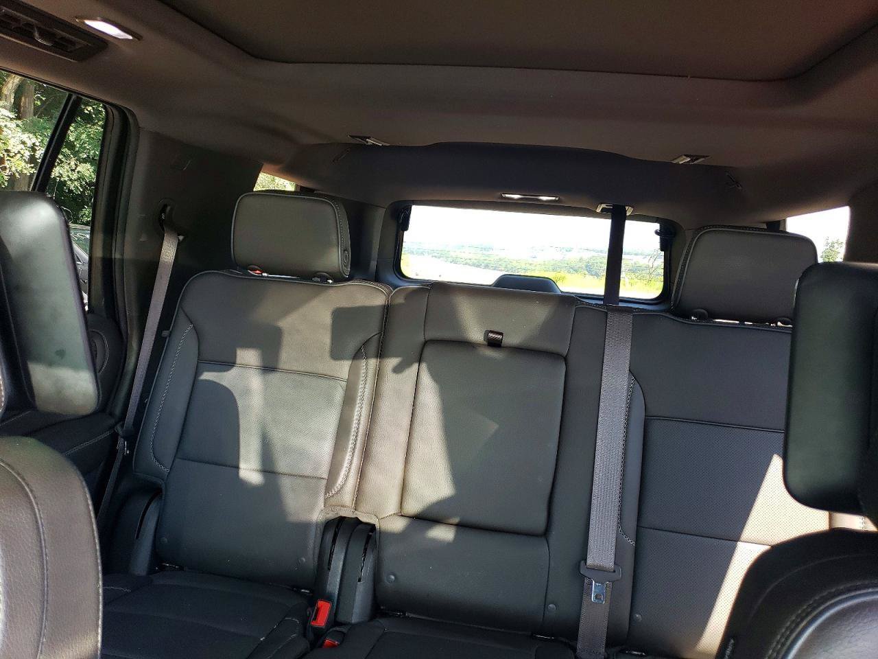 Used 2024 GMC Yukon Denali AWD/4WD image 7