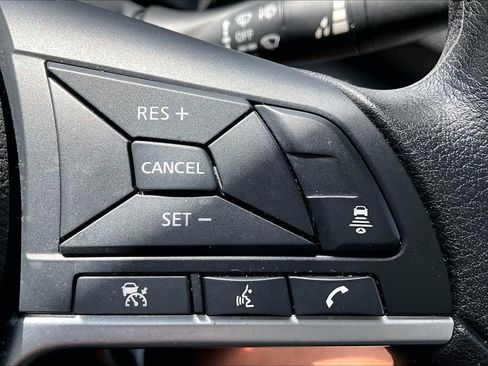 Used 2025 Nissan Sentra SV w/ Trunk Package FWD image 33