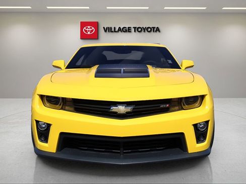 Used 2013 Chevrolet Camaro ZL1 RWD image 8