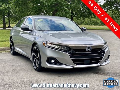 Used 2022 Honda Accord Sport image 9