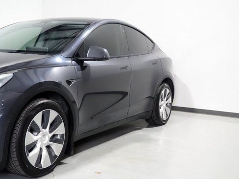 Used 2021 Tesla Model Y Long Range AWD/4WD image 48