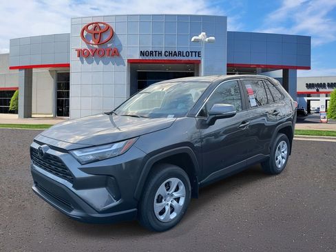 New 2025 Toyota RAV4 LE image 5