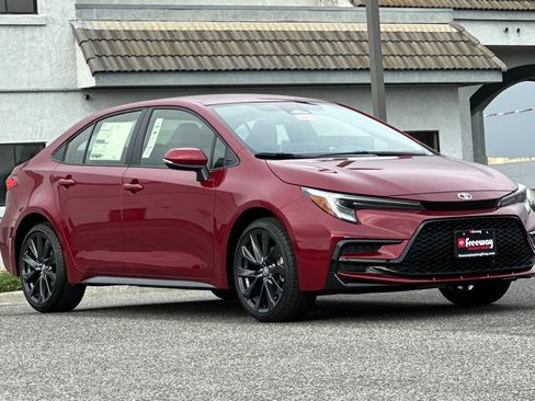 New 2026 Toyota Corolla SE image 2