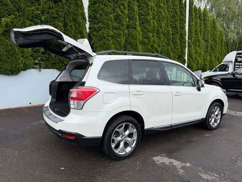 Used 2018 Subaru Forester 2.5i Touring w/ Popular Package #2 AWD/4WD image 9
