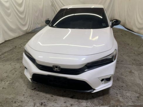 Certified 2024 Honda Civic Sport image 3