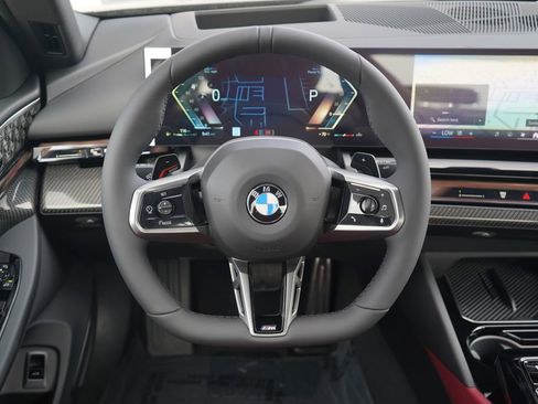 New 2026 BMW 540i xDrive w/ M Sport Package AWD/4WD image 14