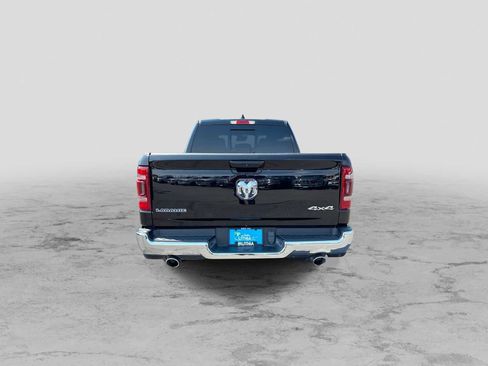 Used 2024 RAM 1500 Laramie AWD/4WD image 7