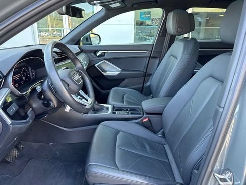 Used 2025 Audi Q3 2.0T Premium AWD/4WD image 9