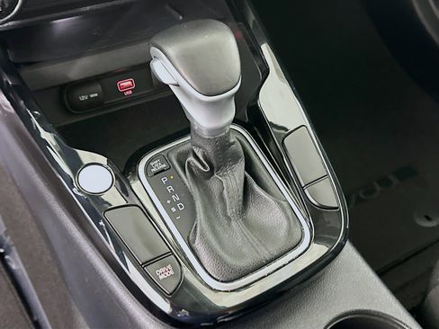 Used 2022 Kia Soul X-Line FWD image 21