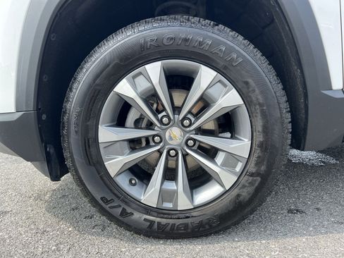 Used 2025 Chevrolet Equinox LT w/ Convenience Package II FWD image 20