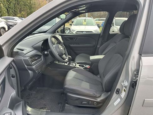 Certified 2025 Subaru Forester Premium image 15