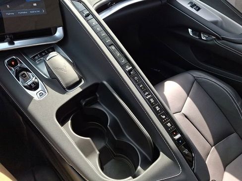 Used 2024 Chevrolet Corvette Stingray Preferred Conv w/ Z51 Performance Package image 15