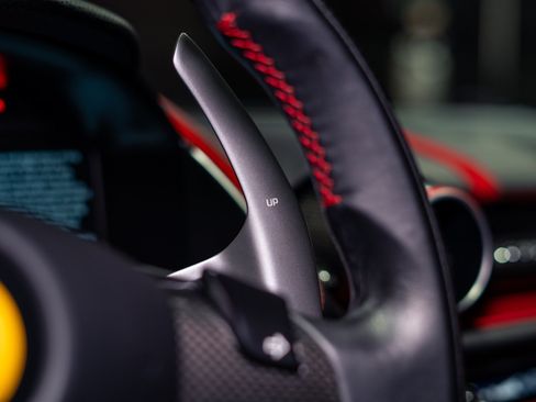 Used 2019 Ferrari 812 Superfast RWD image 27
