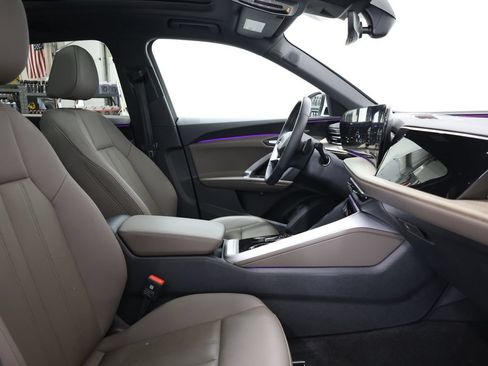 Certified 2025 Audi Q5 Premium w/ Premium Plus AWD/4WD image 21