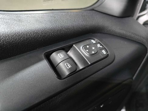 Used 2025 Mercedes-Benz Sprinter 2500 image 25