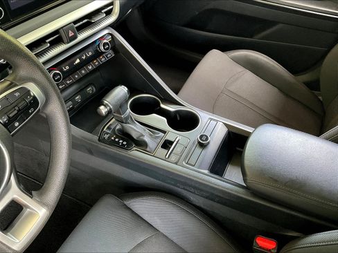 Used 2022 Kia K5 LXS FWD image 17