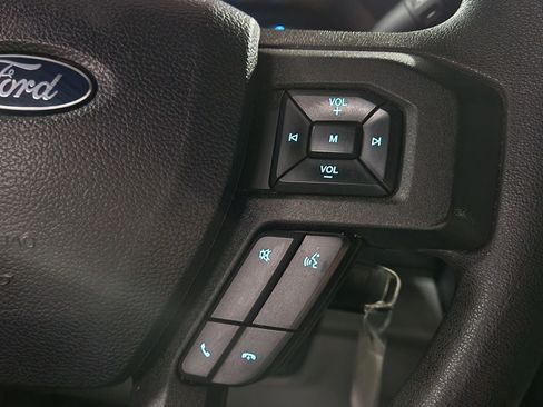 Used 2016 Ford F150 XLT image 22