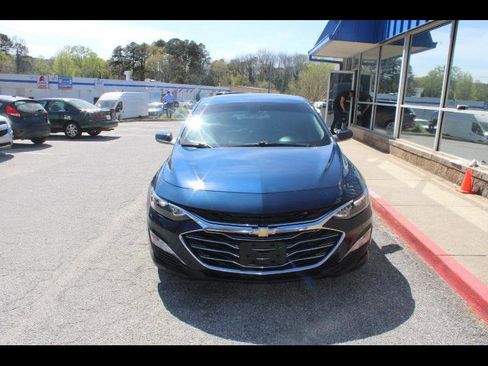 Used 2022 Chevrolet Malibu LT FWD image 2