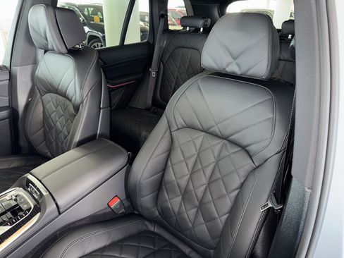 New 2026 BMW X5 xDrive50e w/ M Sport Package image 24