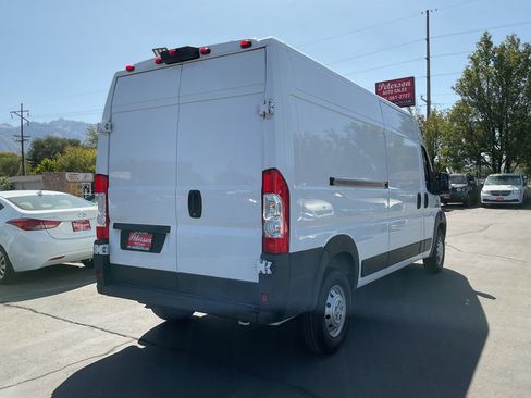 Used 2021 RAM ProMaster 2500 w/ Convenience Group FWD image 6