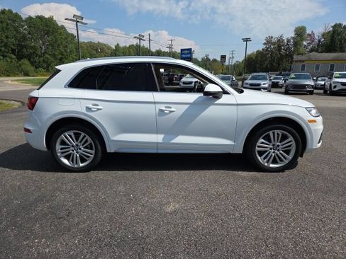 Used 2018 Audi Q5 2.0T Premium Plus w/ Premium Plus Package AWD/4WD image 29