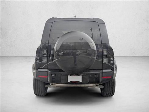 Used 2026 Land Rover Defender 110 S AWD/4WD image 8