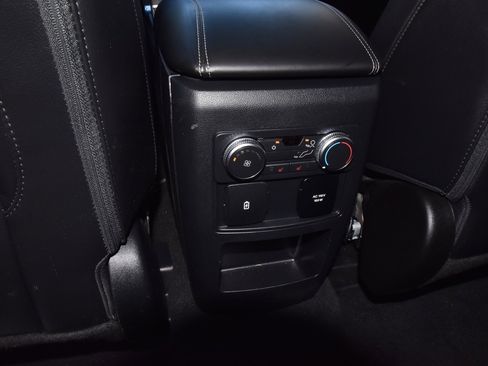 Used 2021 Ford Explorer Limited w/ Equipment Group 301A image 20