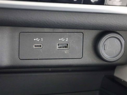 Used 2023 Nissan Rogue SL w/ SL Premium Package image 33