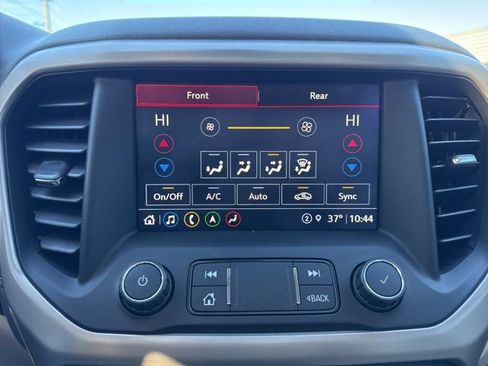 Used 2021 GMC Acadia Denali w/ Denali Technology Package image 26