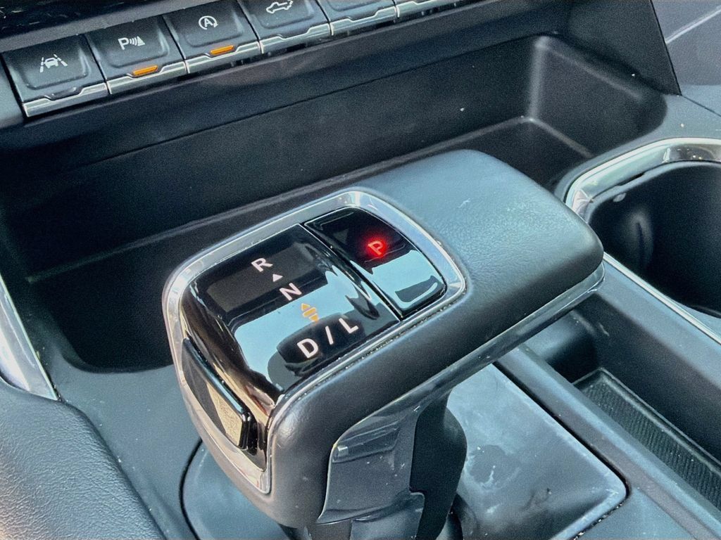 Used 2023 GMC Sierra 1500 Denali AWD/4WD image 17