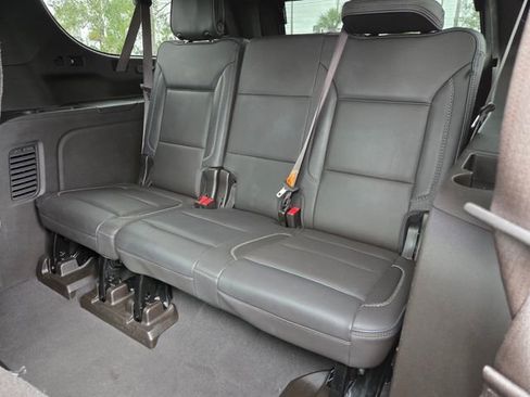 Used 2021 GMC Yukon XL Denali w/ Denali Premium Package RWD image 14