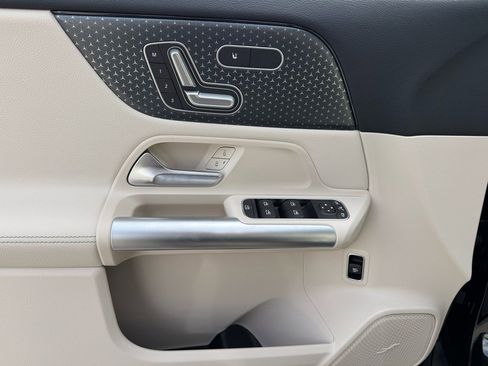New 2026 Mercedes-Benz GLA 250 image 10