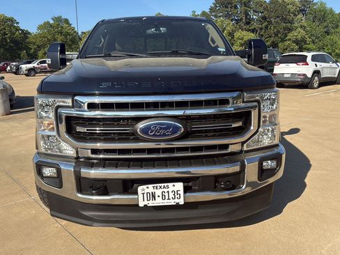 Used 2022 Ford F250 Lariat w/ Lariat Ultimate Package image 3