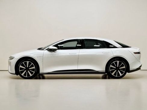 Used 2024 Lucid Air Touring AWD/4WD image 14