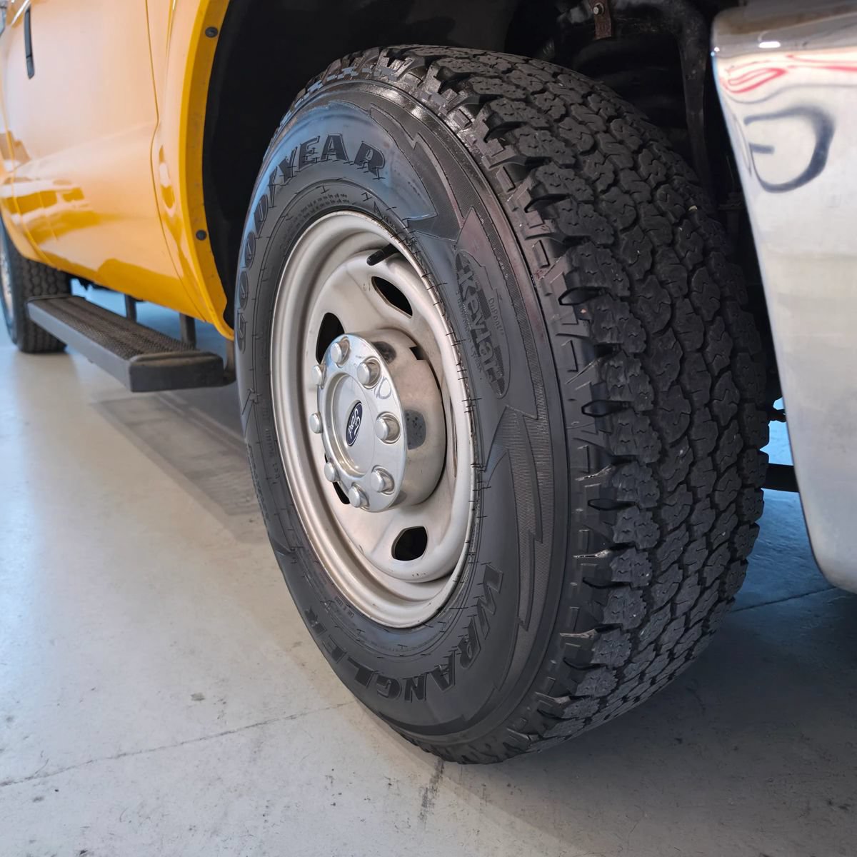 Used 2016 Ford F250 XL w/ Power Equipment Group RWD image 11