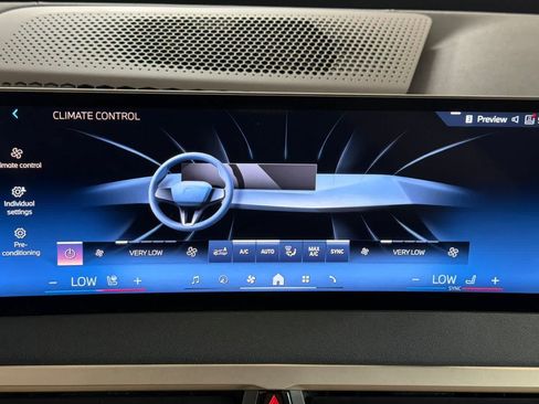 Used 2024 BMW iX xDrive50 w/ Convenience Package AWD/4WD image 20