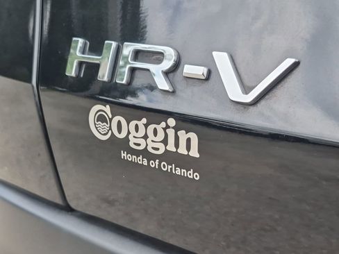 Certified 2023 Honda HR-V LX image 29