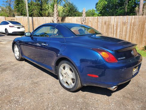 Used 2004 Lexus SC 430 Convertible RWD image 4